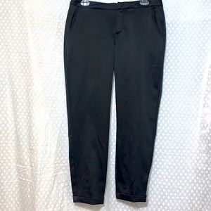 GUESS LAS VEGAS BLACK PANT SIZE 8
